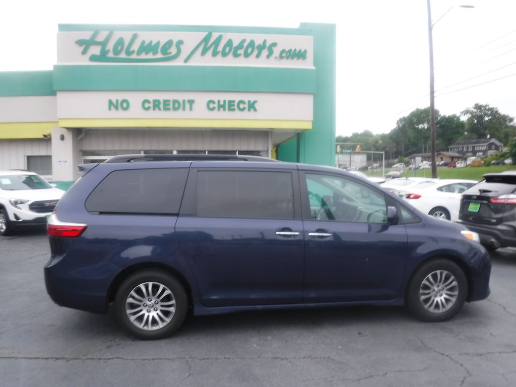 Used 2020 Toyota Sienna For Sale