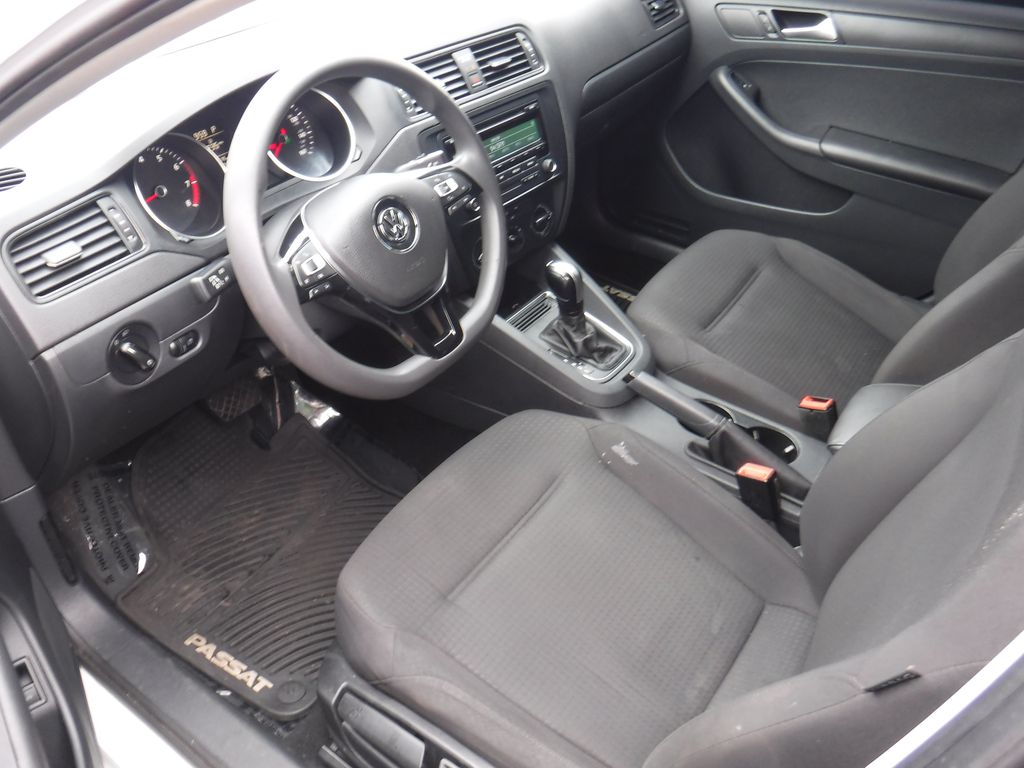 Used 2015 Volkswagen Jetta For Sale