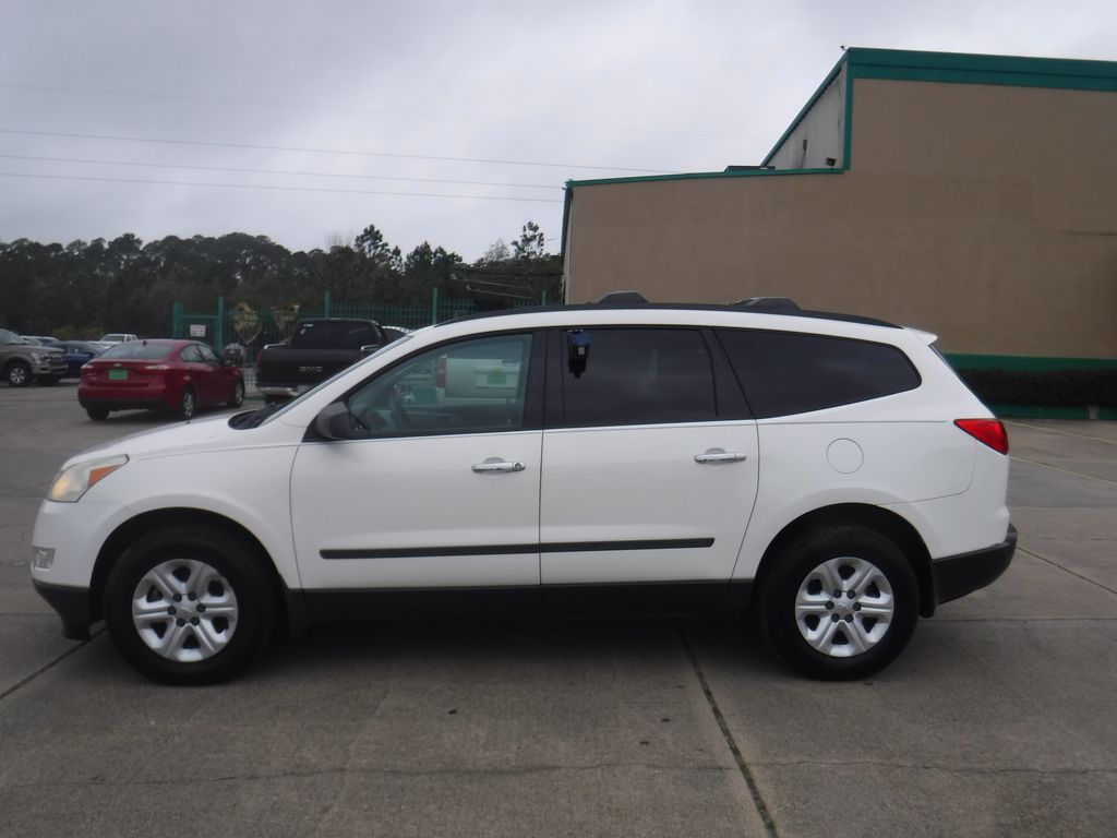 Used 2010 Chevrolet Traverse For Sale