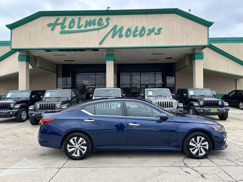 Used 2022 Nissan Altima For Sale
