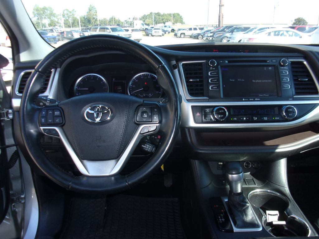 Used 2019 Toyota Highlander For Sale
