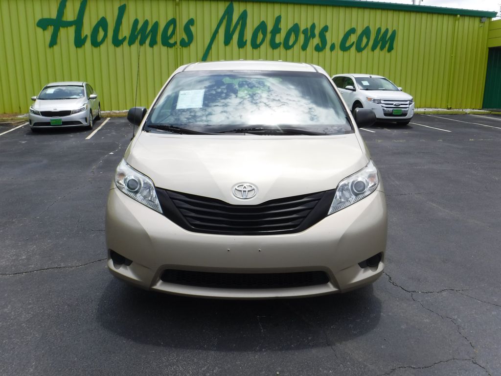Used 2013 TOYOTA Sienna For Sale