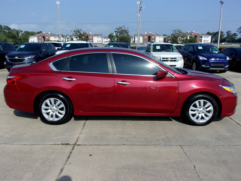 Used 2017 Nissan Altima For Sale
