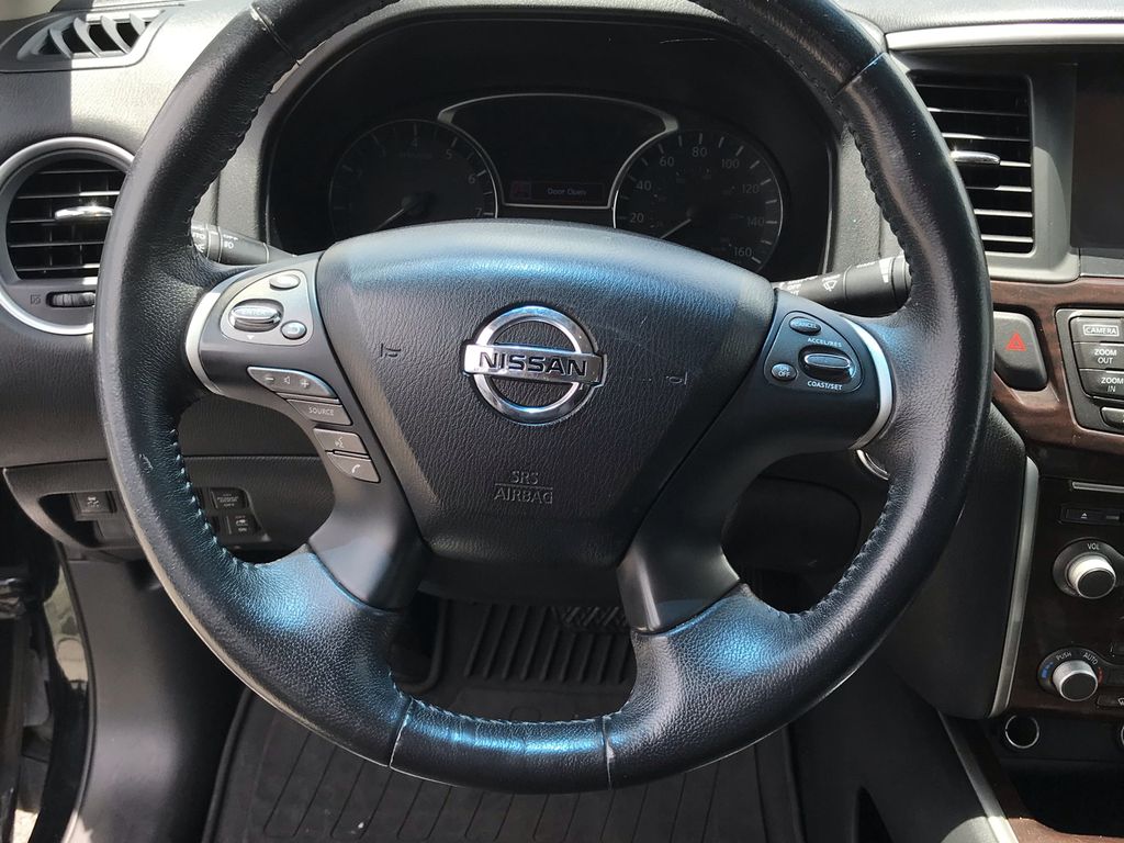 Used 2014 Nissan Pathfinder For Sale