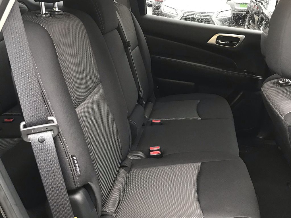 Used 2018 Nissan Pathfinder For Sale