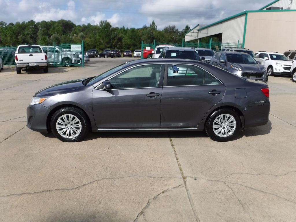 Used 2014 Toyota Camry For Sale