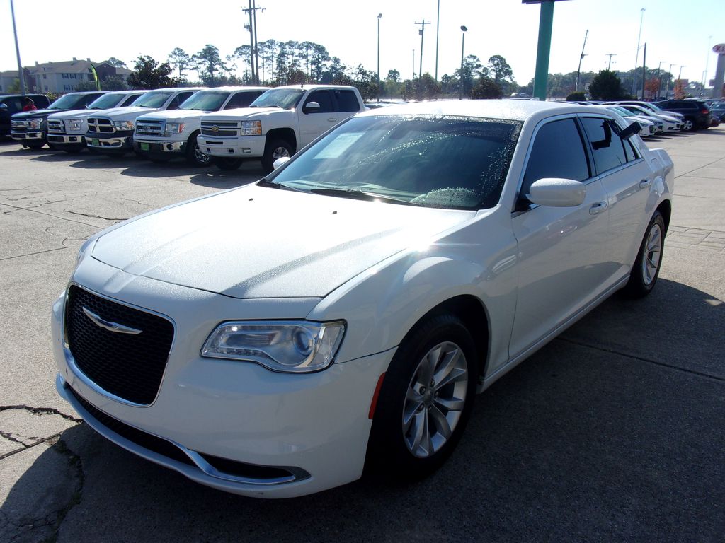 Used 2019 Chrysler 300 For Sale